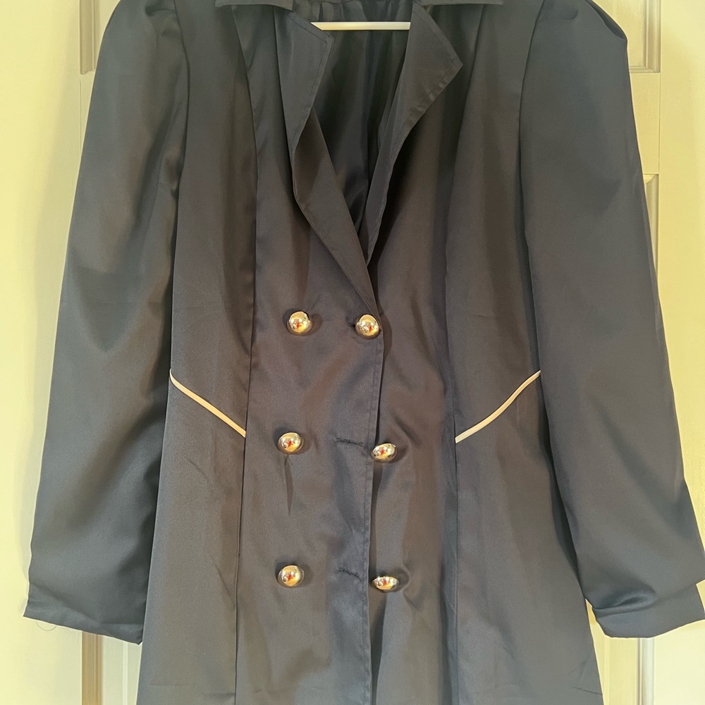 Sophisticated Women's Black Trench Coat